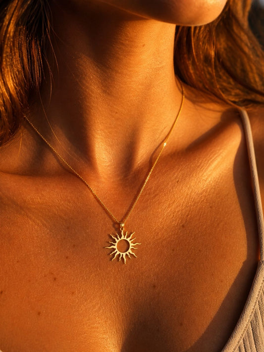 Damen-Sonnenkette aus Silber mit 24K-Vergoldung aus 925er Sterlingsilber – Oya Silver – Ansicht 2