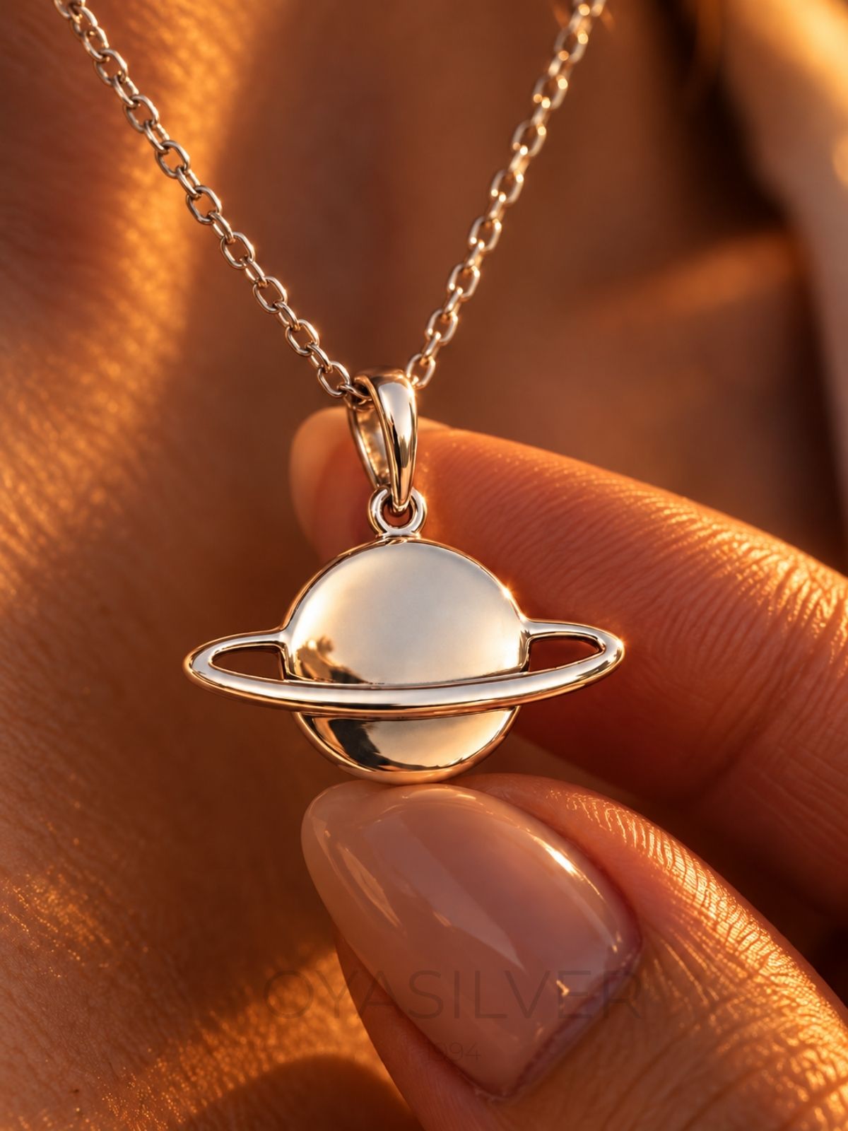 Saturn-Halskette aus 925 Silber – Oya Silver – Ansicht 5