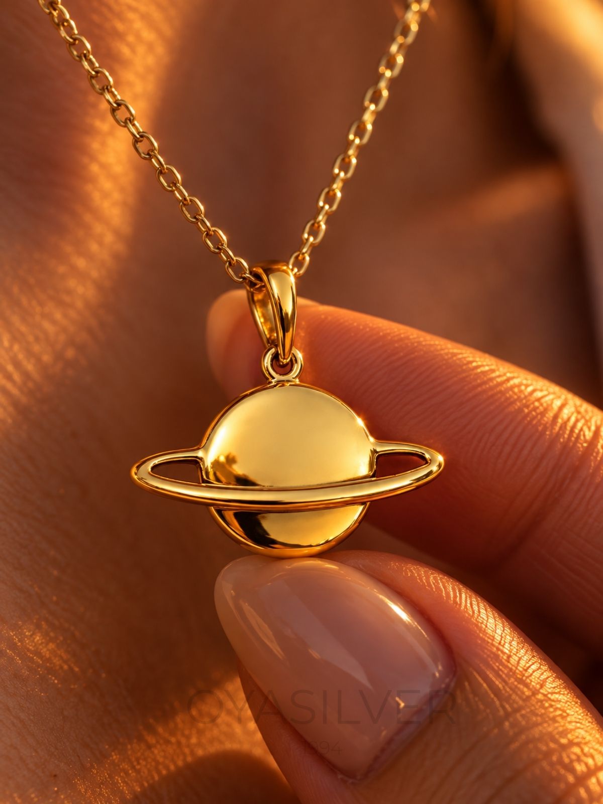 Saturn-Halskette aus 925 Silber – Oya Silver – Ansicht 2